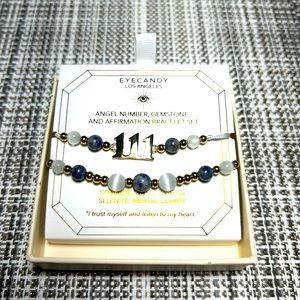 Eye Candy BRAND NEW 2 gold toned adjustable bracelet with stones ❤️ Box included
